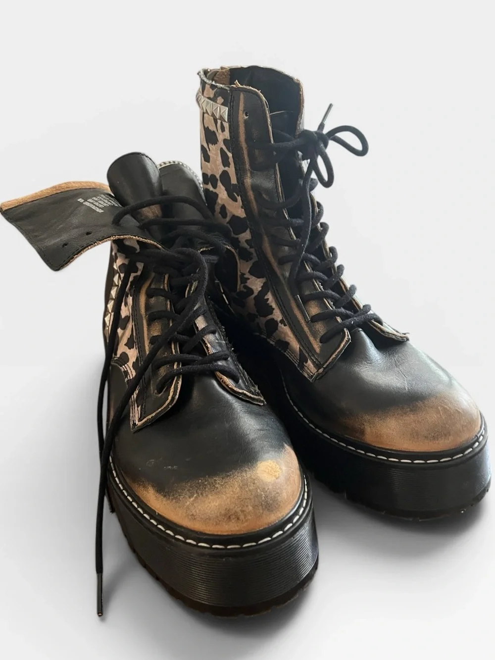 Steve Madden Avenger Leopard Studded Platform Combat Boots Y2K Grunge 10 - Picture 1 of 8
